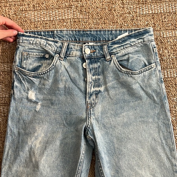h&m divided ripped knee jeans size 4 - Picture 2 of 4